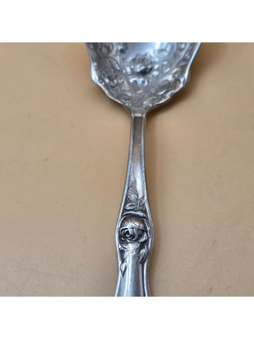 Holmes & Edwards American Beauty Rose Silverplate Berry Spoon Flatware